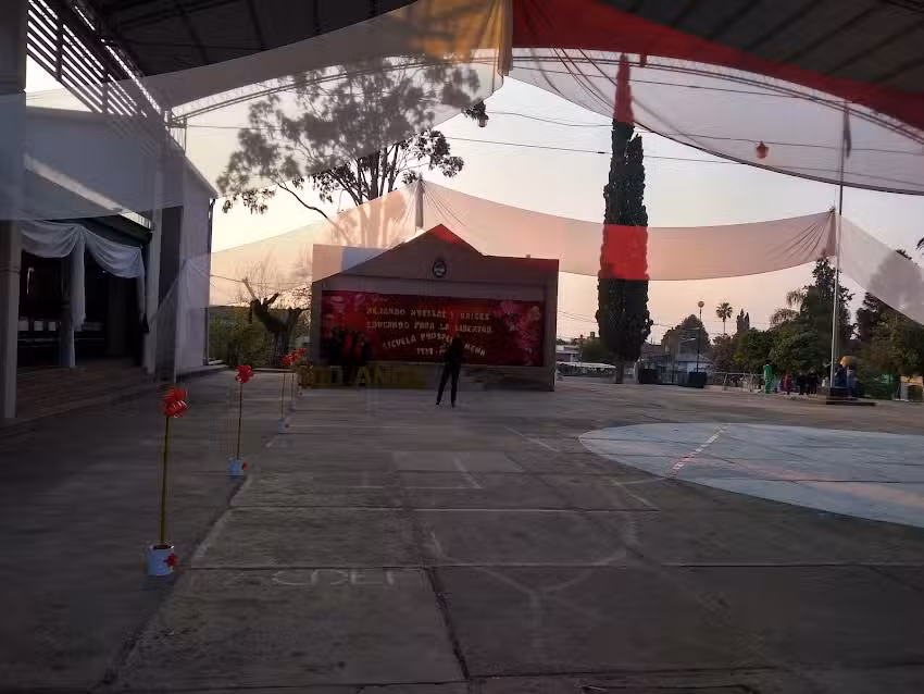 Escuela Pr&oacute;spero Mena