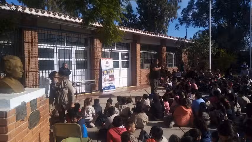 Escuela Provincia De Chaco