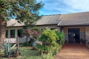 Escuela Provincial Nº 13 “Madre de Pueblos”