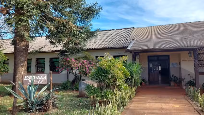 Escuela Provincial N&ordm; 13 &ldquo;Madre de Pueblos&rdquo;