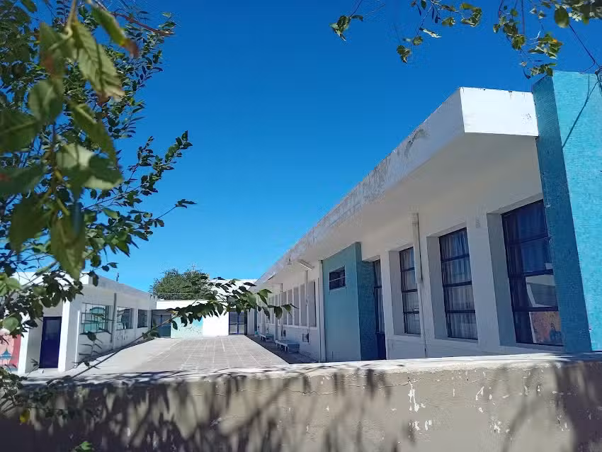 Escuela Provincial Numero 21 Lewis Jones