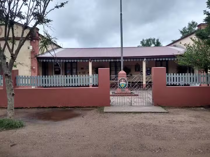 Escuela P&uacute;blica Liebig