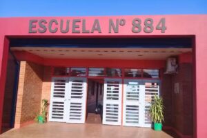 Escuela P&uacute;blica N&deg;884
