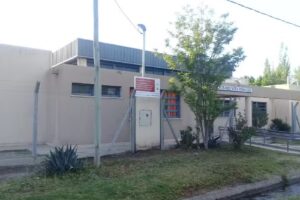 Escuela Rosario Vera Peñaloza