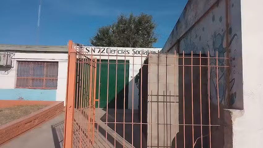 Escuela secundaria 72