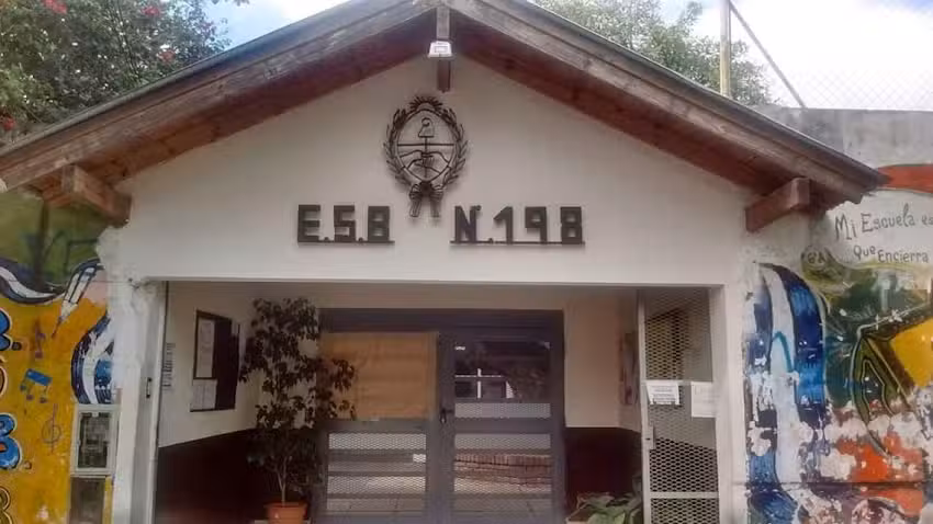 Escuela Secundaria Basica N&ordm;198