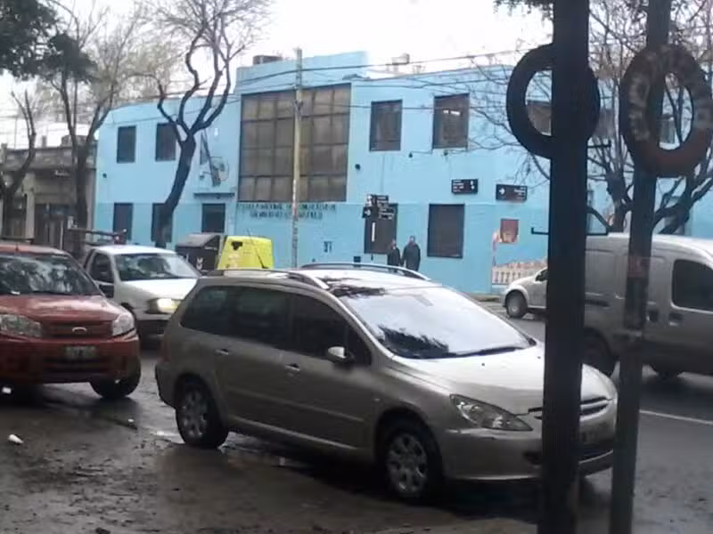 Escuela Secundaria de Comercio 24 Dalmacio V&eacute;lez S&aacute;rsfield