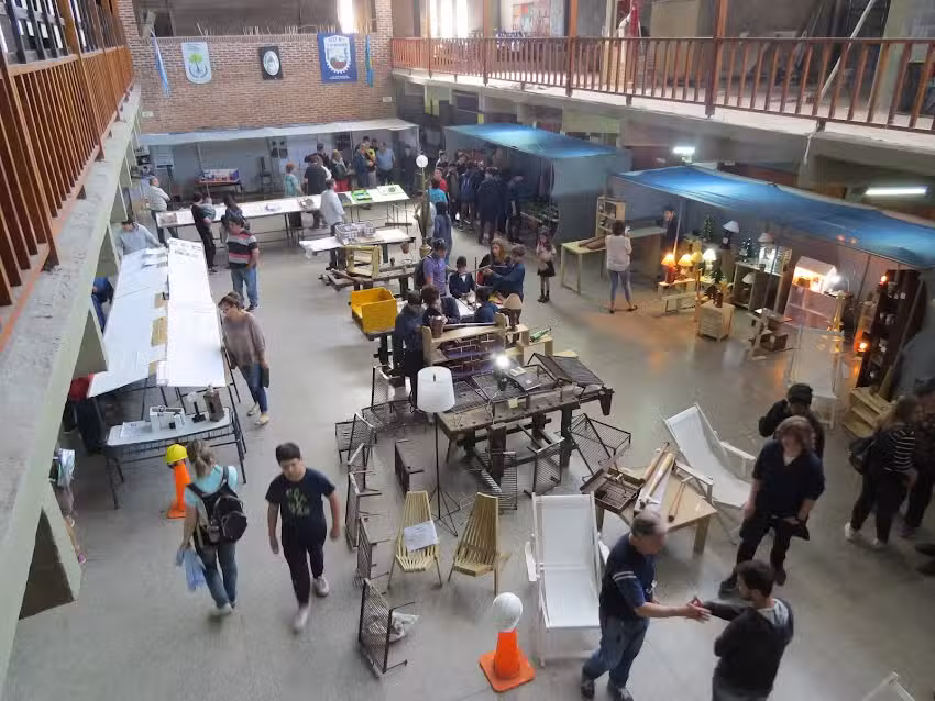 Escuela Secundaria de Educaci&oacute;n Tecnica N&deg; 1