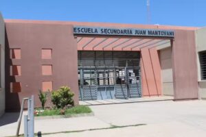 Escuela Secundaria Juan Mantovani