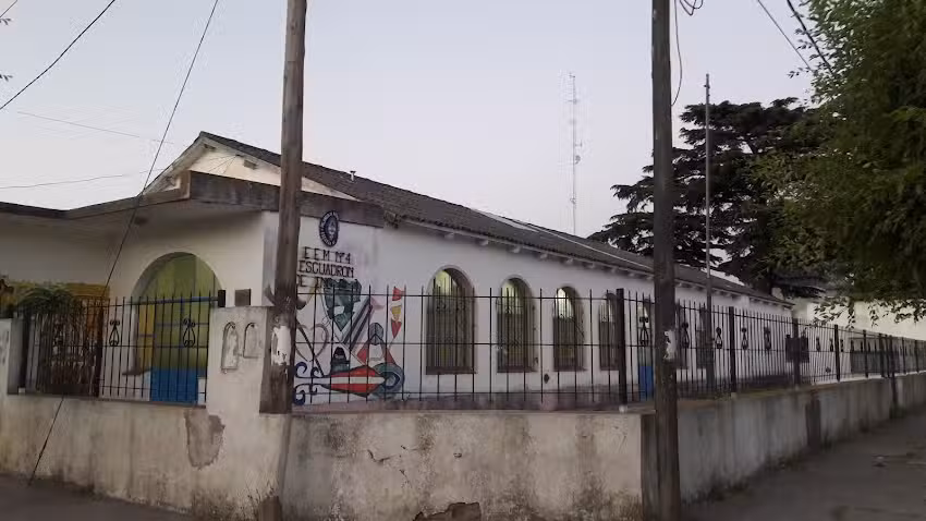 Escuela Secundaria N&deg; 4