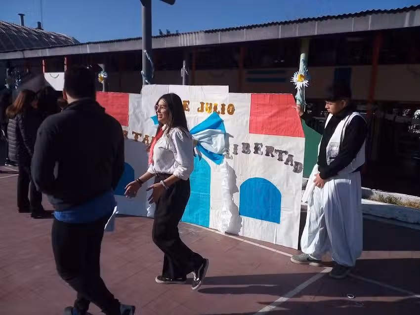 Escuela Secundaria N&deg; 4-226 C&oacute;ndor De Los Andes