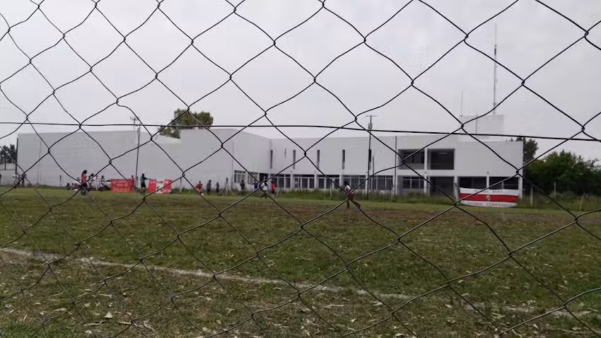 Escuela Secundaria N&deg; 77