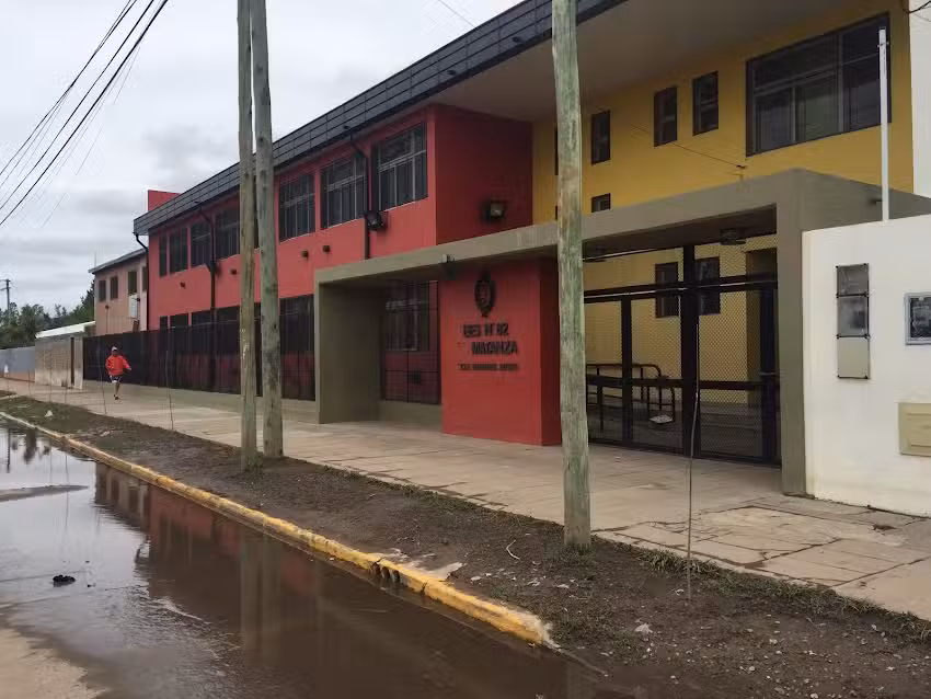 Escuela Secundaria n&deg; 82