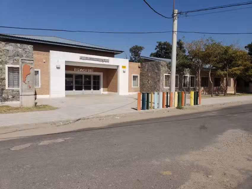 Escuela Secundaria N&deg; 83 &ndash; Pozo El Mistol