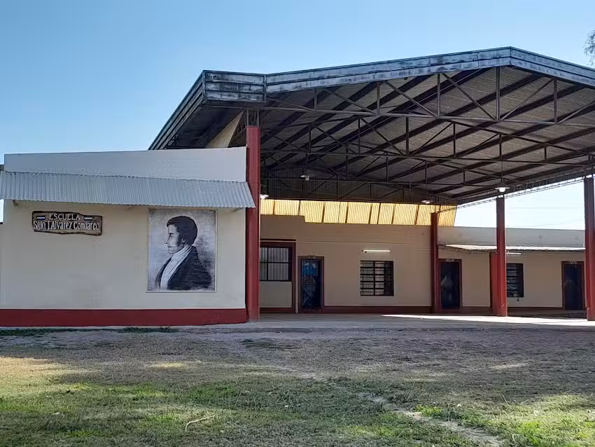 Escuela Sgto. Mayor Jos&eacute; &Aacute;lvarez de Condarco