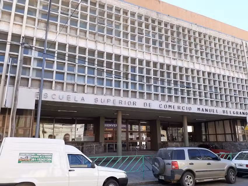 Escuela Superior de Comercio Manuel Belgrano