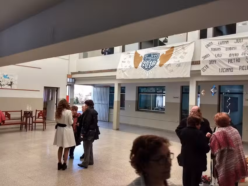 Escuela Superior de Comercio N&ordm; 44