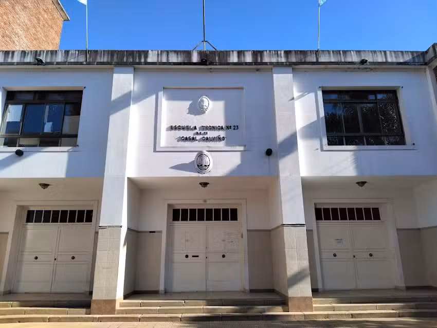 Escuela T&eacute;cnica N&deg; 23 &ndash; Casal Calvi&ntilde;o