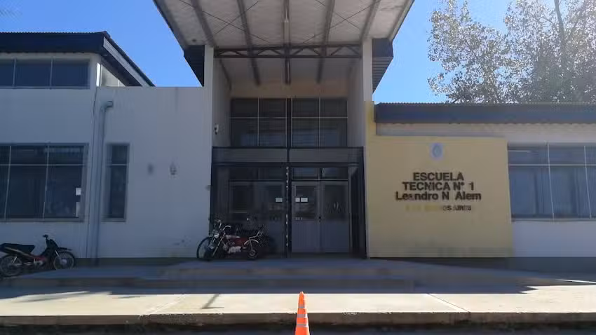 Escuela Tecnica N&deg;1