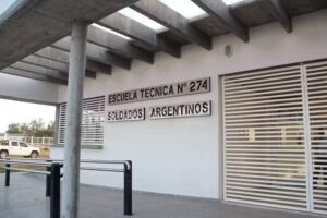 Escuela t&eacute;cnica soldados argentinos EETP 274