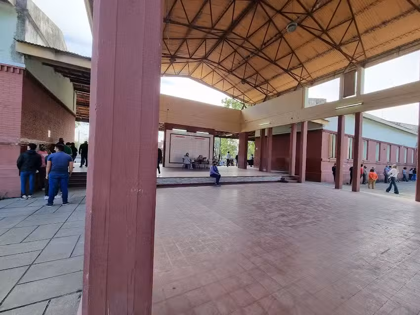 Escuela Uladislao Fr&iacute;as