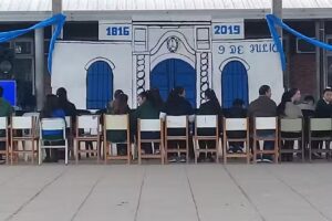 Ex- alumno de la Escuela de Educación Secundaria N°47 Manuel Belgrano. General José de San Martín Provincia del Chaco,