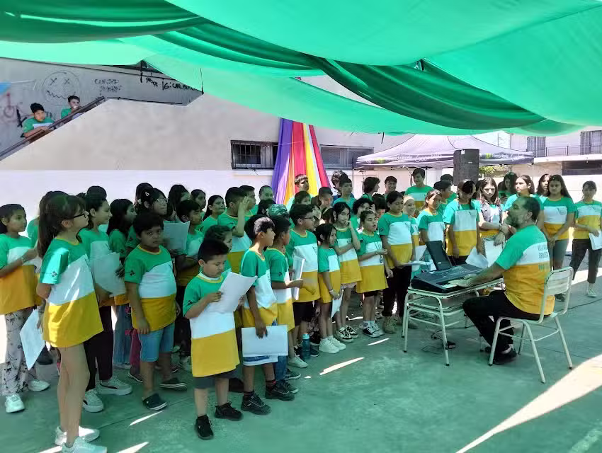 Extension De Escuela De Educaci&oacute;n Secundaria N&ordm;5