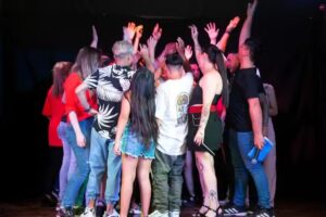 FAME Clases de Musica (Canto y Piano)