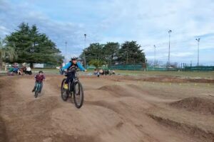 Gravity MTB Team, Escuela de Mountain Bike