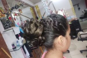 Hair Sal&oacute;n Ard&egrave;nt&Co Estilista