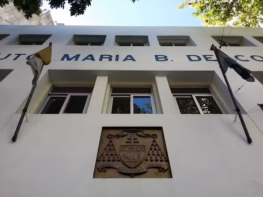 Hijas de Nuestra Se&ntilde;ora de Luj&aacute;n