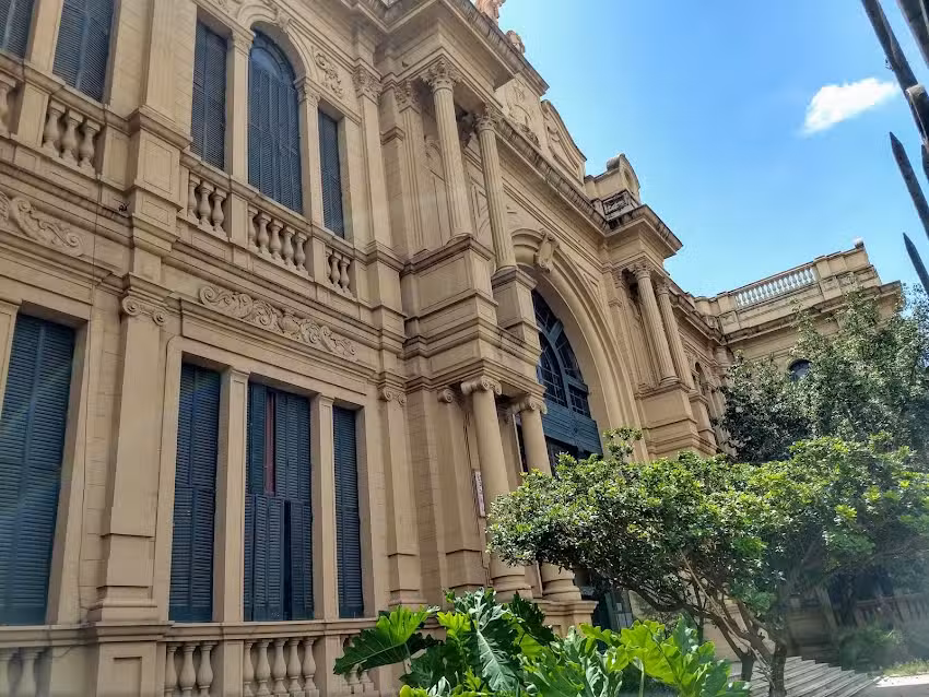 I.P.E.M. 138 Escuela Jer&oacute;nimo Luis de Cabrera