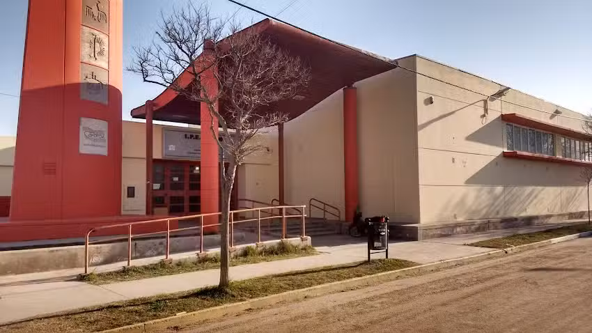 I.P.E.T. No. 300 &ldquo;Plaza Minetti&rdquo;