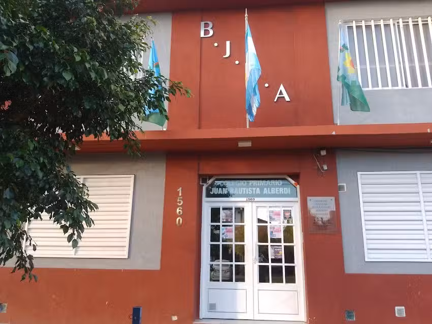 Instituto Bases de Juan Bautista Alberdi