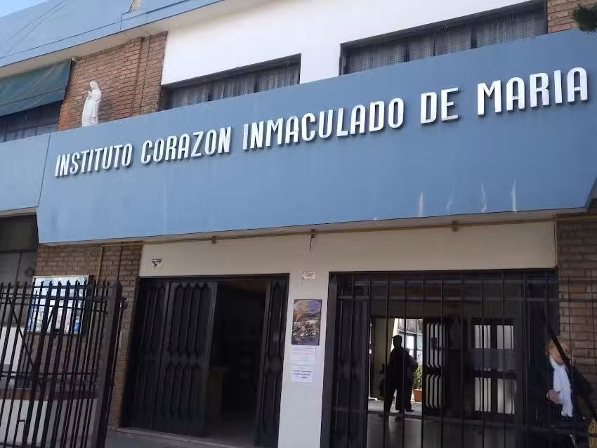 Instituto Coraz&oacute;n Inmaculado de Mar&iacute;a