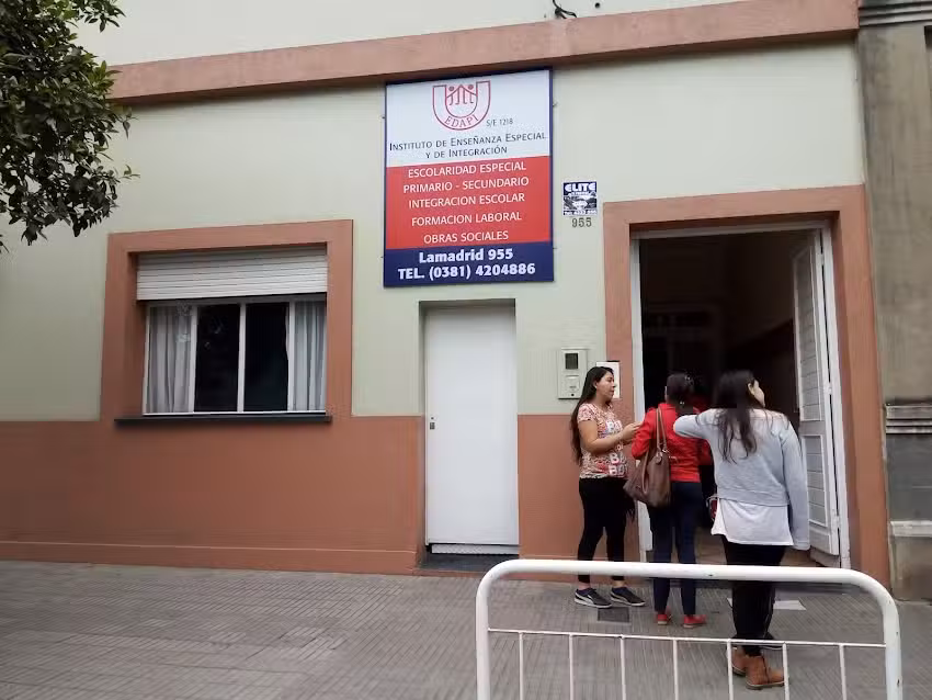 Instituto de Ense&ntilde;anza Especial y de Integraci&oacute;n