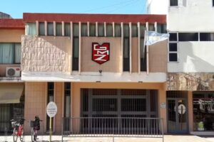 Instituto Diocesano Gustavo Mart&iacute;nez Zuvir&iacute;a