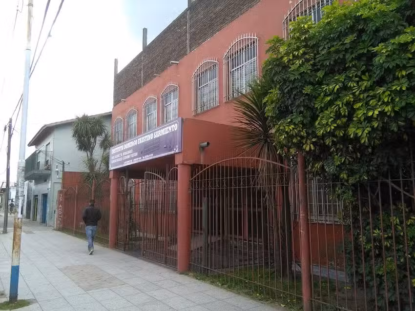 Instituto Domingo Faustino Sarmiento