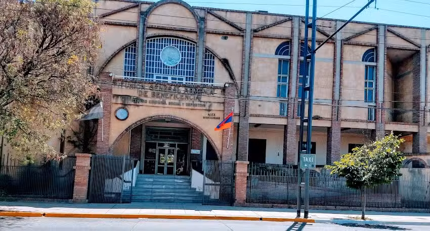 Instituto General Manuel Belgrano &ndash; Armenio