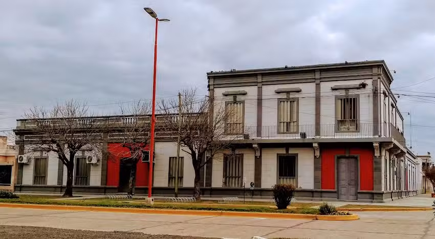 Instituto Gral San Mart&iacute;n &ndash; EEMPI 8069