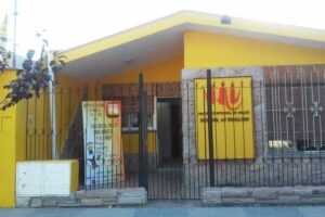 Instituto Integral De Ingl&eacute;s III &ndash; I.P.C.L 3183 &lsquo;YELLOW&rsquo;