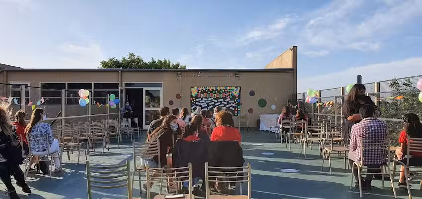 Instituto Jos&eacute; Manuel Estrada y Emiliano Edgardo Encalada