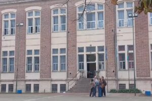 Instituto Monse&ntilde;or Nicol&aacute;s Esandi