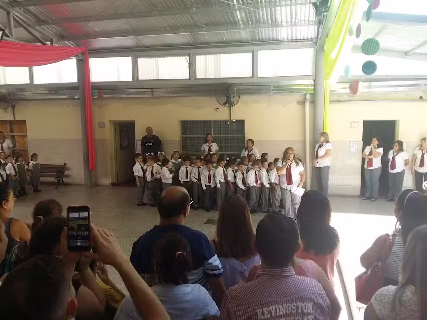 Instituto Monse&ntilde;or R.Roubineau I.32