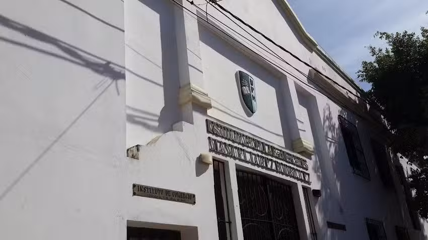 Instituto Popular De Mercedes Manuel Lopez Rodriguez I-4