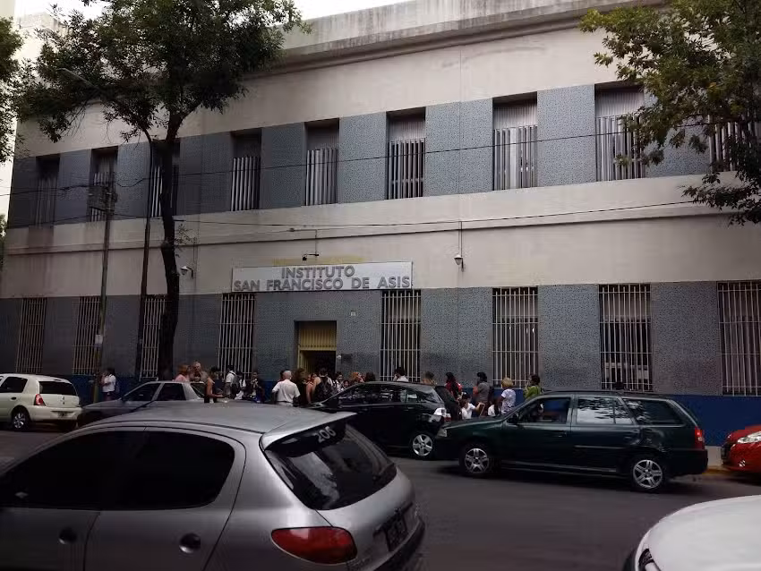 Instituto San Francisco de As&iacute;s