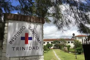 Instituto Sant&iacute;sima Trinidad