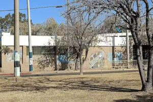 Instituto Secundario de Econom&iacute;a y T&eacute;cnico John Kennedy