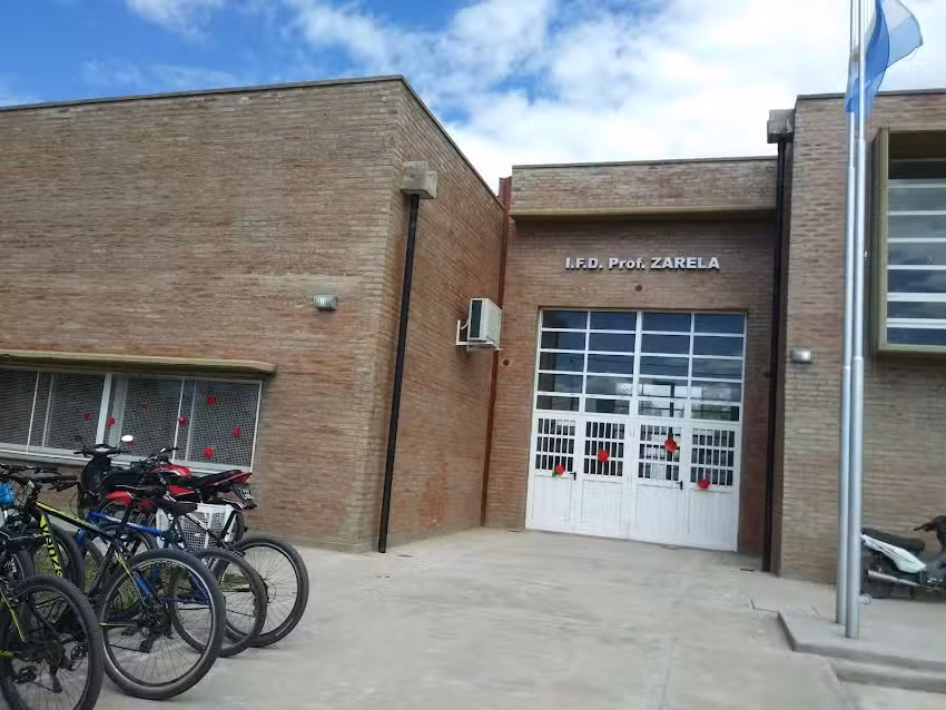 Instituto Superior Zarela Moyano de Toledo