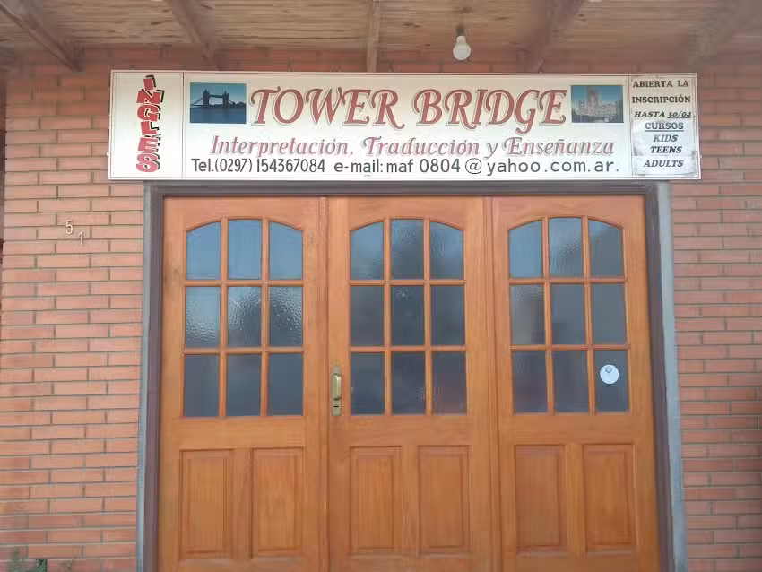 Instituto Tower Bridge